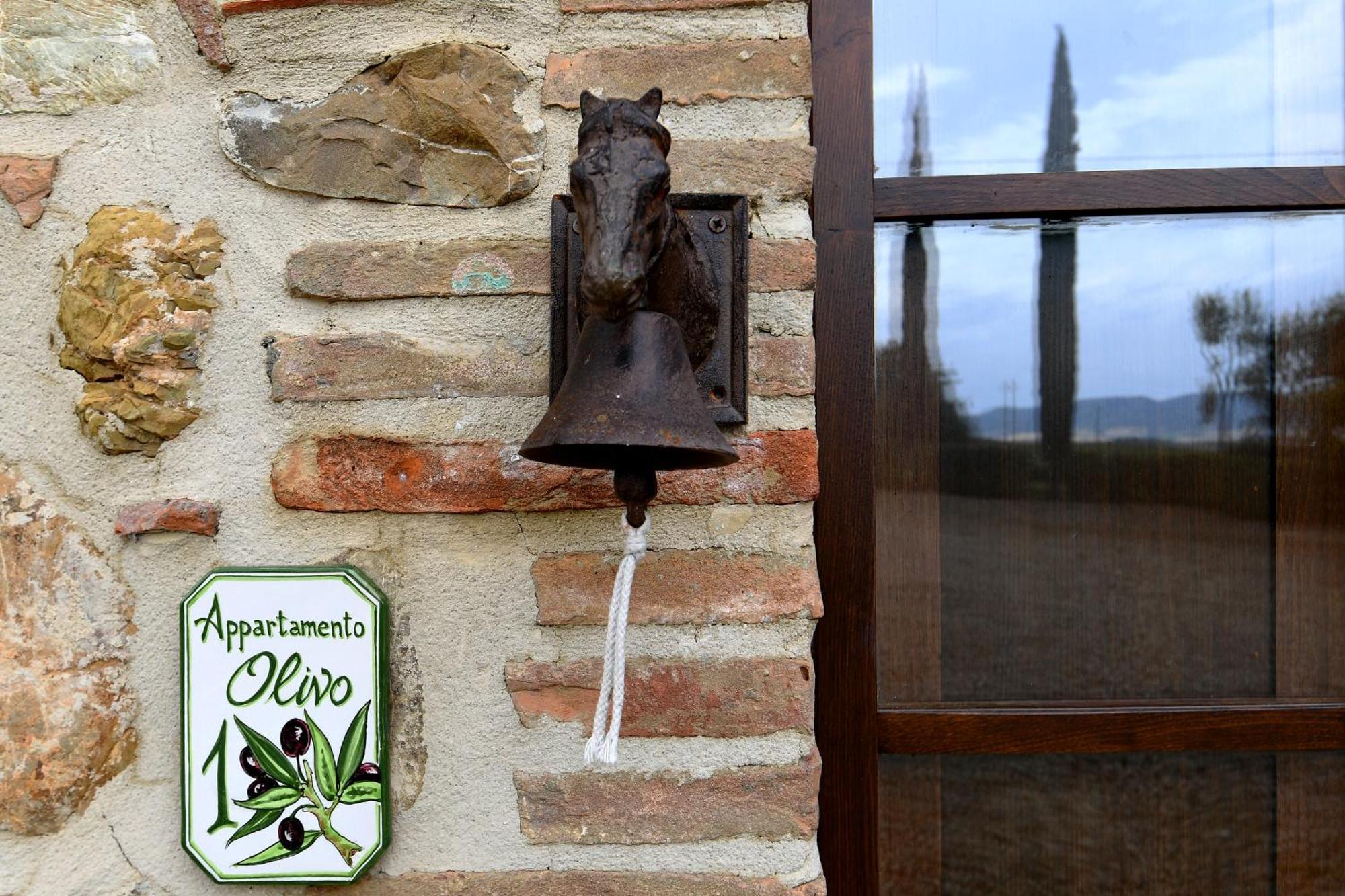 Villa La Tana Del Bianconiglio Castiglione dʼOrcia Exterior foto
